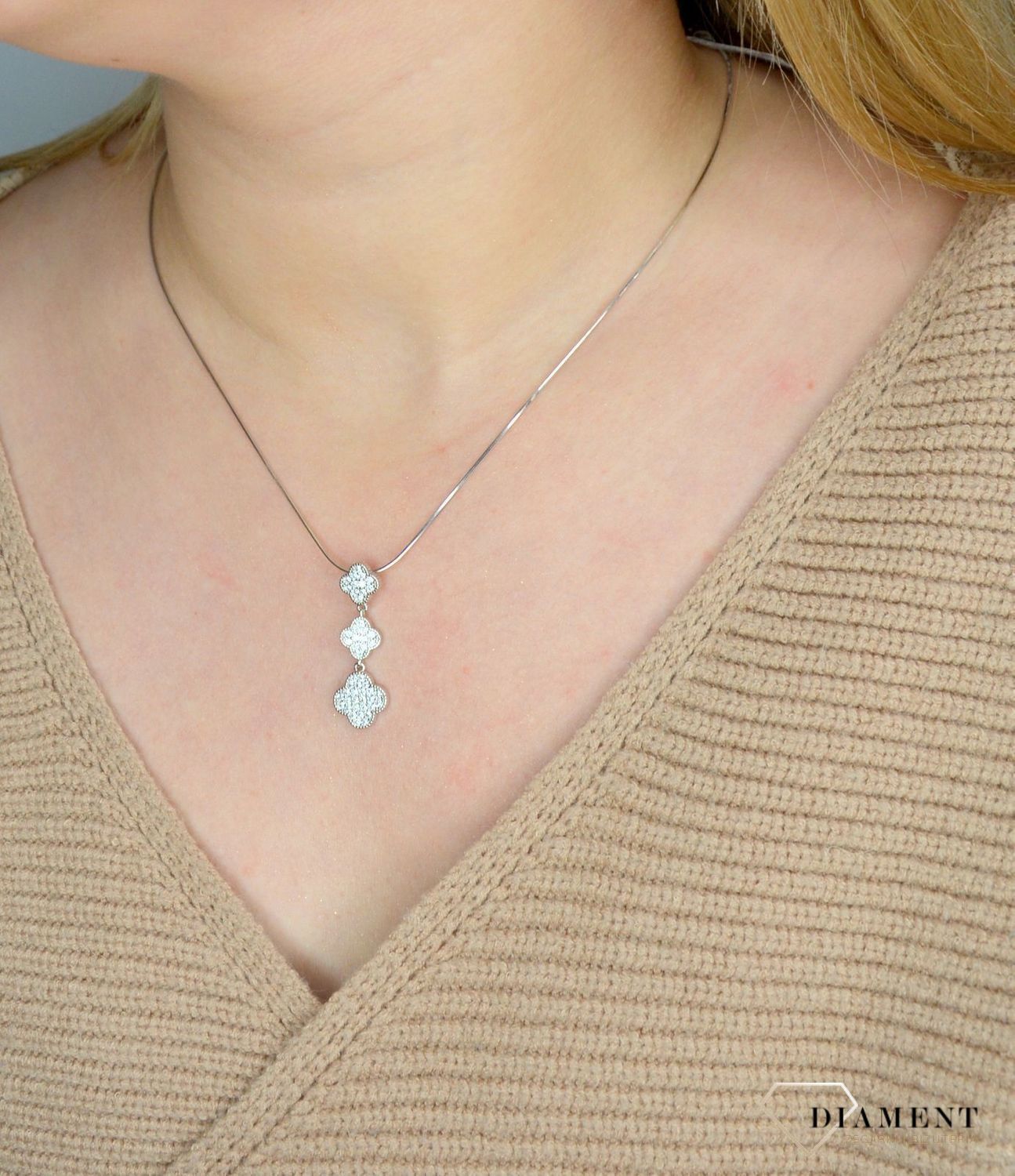 Złoty łańcuszek 585 lineczka białe złoto 1,5 mm DIA-LAN-1144B-585 1,5mm.jpg